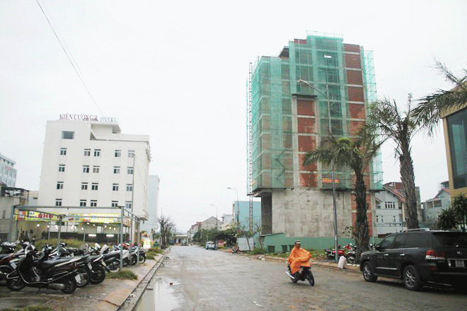 Đà Nẵng: Bất chấp cảnh báo, ồ ạt xây khách sạn