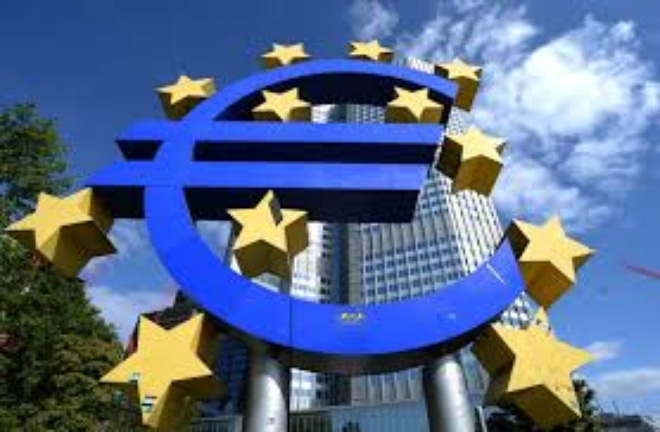 Khủng bố hay ECB? Đâu là vấn đề chính của kinh tế châu Âu năm 2016?