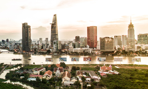 Khối ngoại tăng tốc đầu tư bất động sản Việt Nam