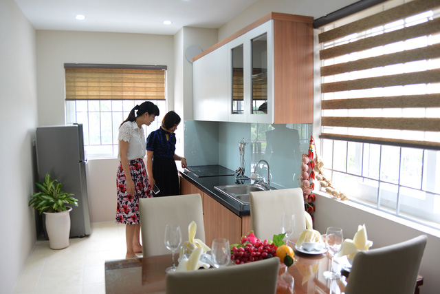 Không cần bạc tỷ, chỉ hơn 1 triệu đồng đủ để sống trong căn hộ hiện đại giữa Hà Nội và Sài Gòn
