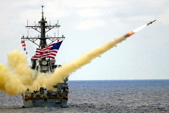 Mỹ đang thiếu tên lửa diệt hạm phóng từ tàu chiến. Ảnh: RedFlagNews