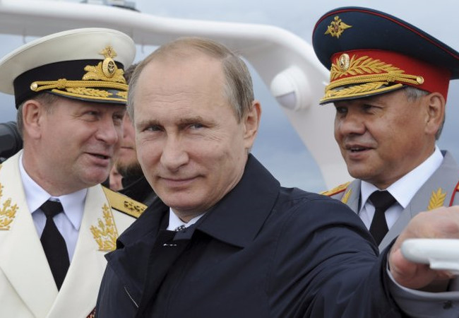 Putin cao tay phá trận cô lập của Mỹ-phương Tây