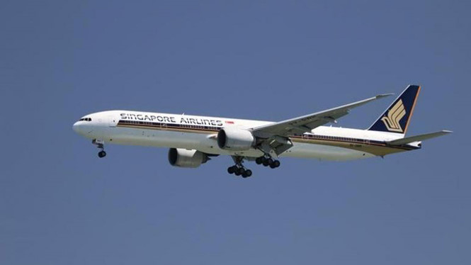 chiec boeing 777-300er cua singapore airlines anh: reuters