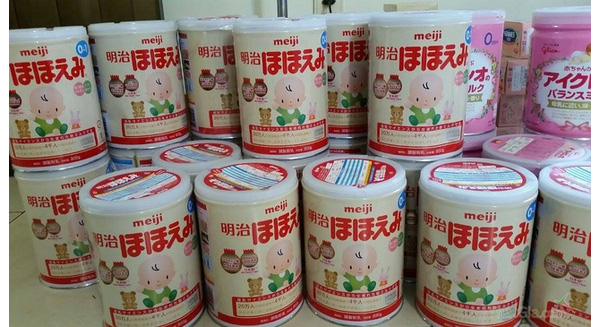Sữa Nhật xách tay về Việt Nam bằng đường nào mà giá rẻ tới mức chính DN Nhật cũng không thể cạnh tranh?
