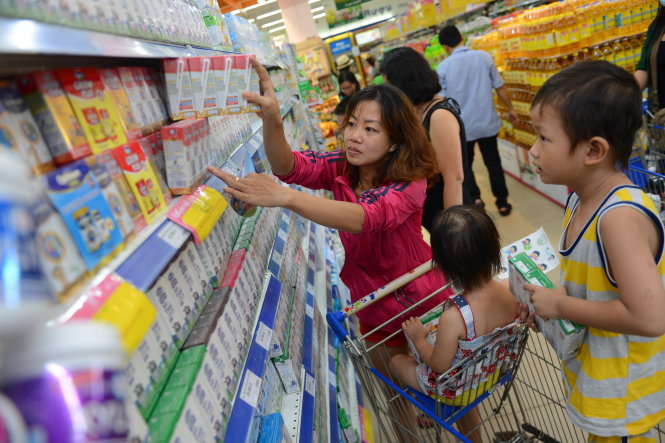 Sữa Việt tung ngàn tỉ quảng cáo, khuyến mãi cạnh tranh sữa ngoại