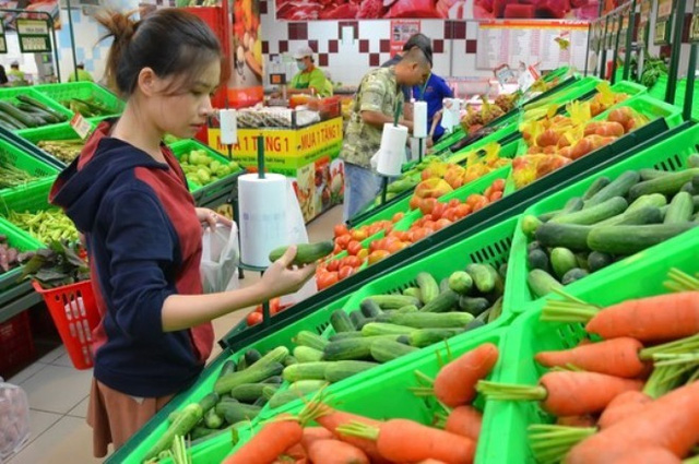 Thực phẩm Việt loay hoay tìm cách chinh phục thị trường nội