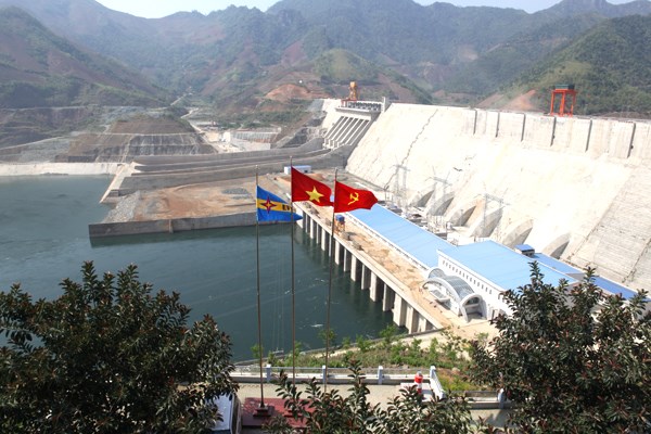 Tháng 12/2015, thủy điện Lai Châu phát điện tổ máy số 1