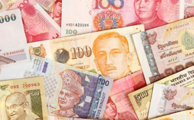 Các đồng tiền châu Á sẽ tiếp tục mất giá mạnh trong 2016?