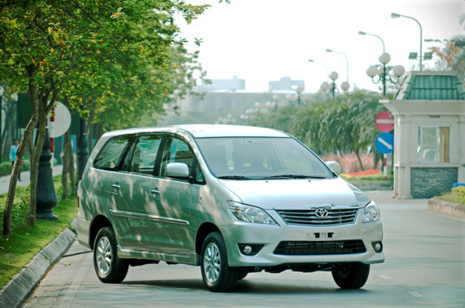 Toyota VN triệu hồi 764 xe Innova để thay hai cửa sau 