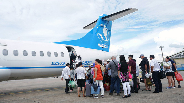 Vì sao vé máy bay đi Côn Đảo 'chát' mà vẫn khó mua?