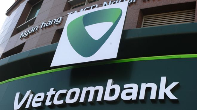 Vì sao ngân hàng Việt liên tiếp gặp khủng hoảng với “tự nhiên mất tiền trong tài khoản”?
