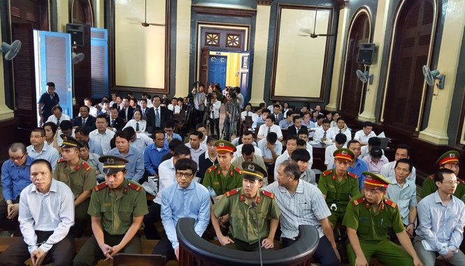 Phiên tòa chiều 21/7: Nguyễn Quốc Viễn khai muốn làm hành chính nhưng bị làm Trưởng Ban kiểm soát